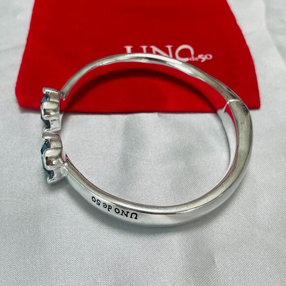 Uno de 50 AURA BLUE Blue Crystal Silver Plated Cuff Bracelet Size Medium - Picture 5 of 5